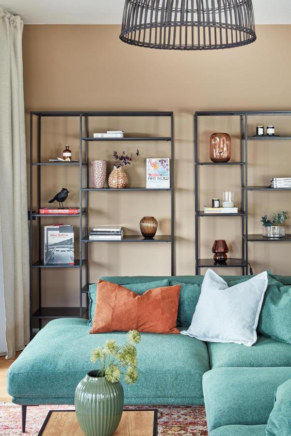 Apartment Days - Designer Apts - Garage - Terrace - Easy Access Prague