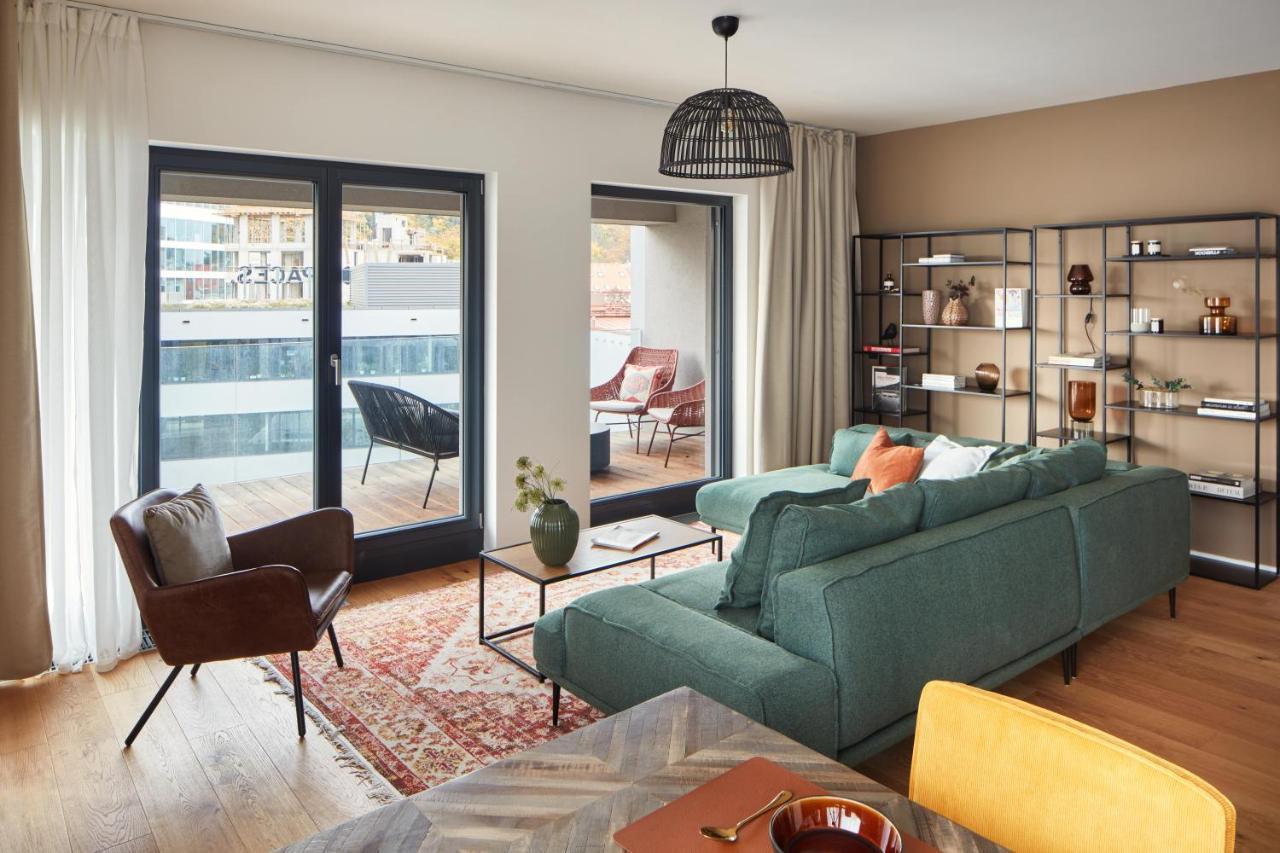 Days - Designer Apts - Garage - Terrace - Easy Access Apartmán